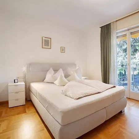 Sabine - Karin Apartment